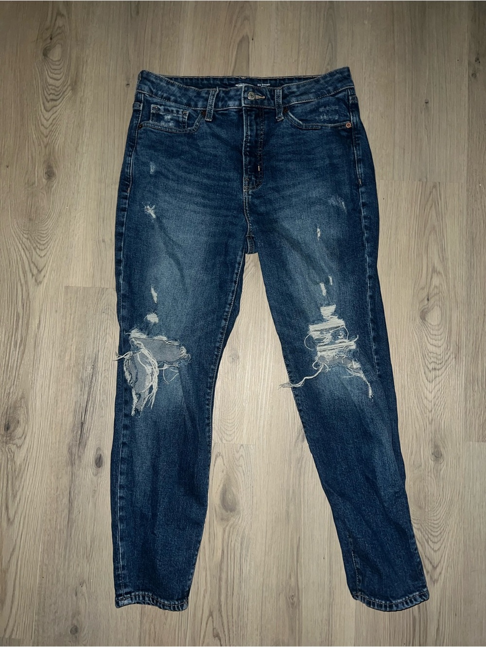 Old Navy Women’s Straight Leg Jeans Size 10 | High-Waisted Distressed Denim